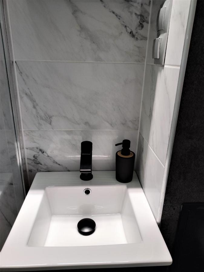 "W Zdroju" - Apartament Cieplice, Aquapark, Jelenia Gora Luaran gambar
